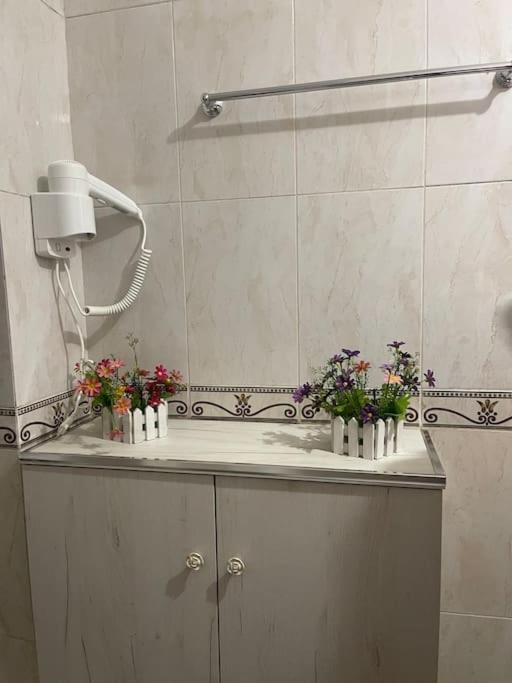 Nice Central Apartment In Tirana City Buitenkant foto